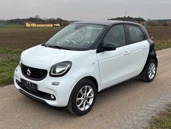 Weiß Gebraucht 2016 Smart ForFour Kleinwagen | 7.800 €