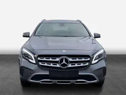 Grau Gebraucht 2017 Mercedes GLA220 SUV | 19.000 € (Guter Preis)