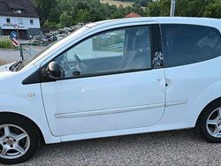 Weiß Gebraucht 2009 Renault Twingo Kleinwagen | 1.690 €
