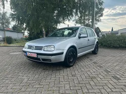 Grau Gebraucht 2001 VW Golf IV Kleinwagen | 1.799 € (Fairer Preis)