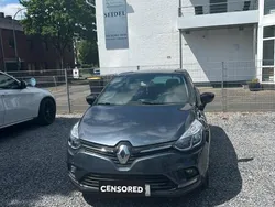 Grau Gebraucht 2019 Renault Clio IV LIMITED Kleinwagen | 7.200 € (Guter Preis)
