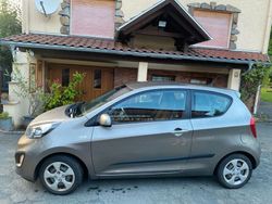 Silber Gebraucht 2014 Kia Picanto FIFA World Cup Edition Kleinwagen | 6.700 € (Fairer Preis)