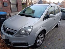 Beige Gebraucht 2006 Opel Zafira Edition Van / Kleinbus | 500 € (Superpreis)