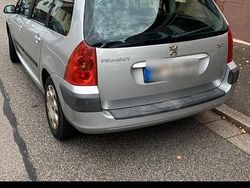 Silber Gebraucht 2003 Peugeot 307 Kombi | 850 € (Guter Preis)