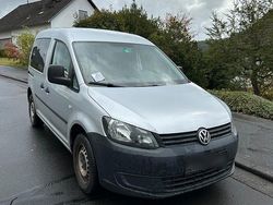 Silber Gebraucht 2015 VW Caddy Van / Kleinbus | 10.950 € (Fairer Preis)
