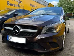 Braun Gebraucht 2015 Mercedes CLA180 Limousine | 16.999 € (Guter Preis)