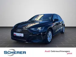 Mythosschwarz metallic (metallic) Gebraucht 2023 Audi A3 Advanced Limousine | 23.500 € (Guter Preis)