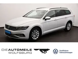 Weiß (metallic) Gebraucht 2023 VW Passat Business Kombi | 30.390 € (Guter Preis)