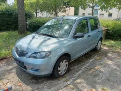 Silber Gebraucht 2007 Mazda 2 Comfort Limousine | 1.500 € (Fairer Preis)