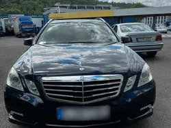 Blau Gebraucht 2009 Mercedes E350 Kombi | 8.200 € (Fairer Preis)