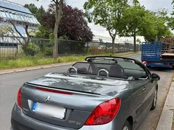 Grau Gebraucht 2007 Peugeot 207 CC Cabrio | 3.599 € (Fairer Preis)