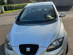 Silber Gebraucht 2011 Seat Altea XL Van / Kleinbus | 4.999 €