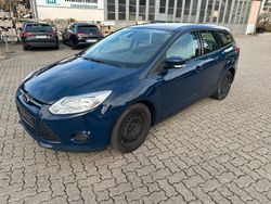Blau Gebraucht 2013 Ford Focus Kombi | 4.700 € (Fairer Preis)