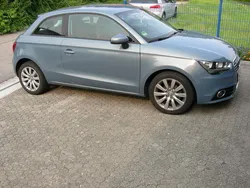 Blau metallic Gebraucht 2010 Audi A1 Attraction Kleinwagen | 12.800 €