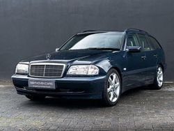 Blau Gebraucht 1999 Mercedes C220 Classic Kombi | 7.999 €