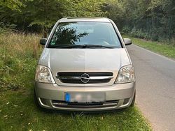 Silber Gebraucht 2003 Opel Meriva Van / Kleinbus | 2.000 € (Fairer Preis)