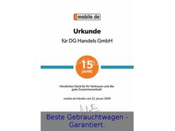 Obsidianschwarz (metallic) Gebraucht 2012 Mercedes C200 Limousine | 11.990 € (Teuer)