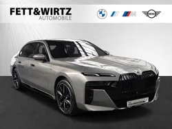 Oxidgrau Gebraucht 2023 BMW 740 M Sport Limousine | 91.900 € (Fairer Preis)