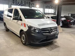 Arktikweiss Gebraucht 2017 Mercedes Vito Van / Kleinbus | 19.900 € (Etwas zu teuer)