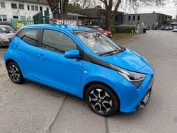 Cyan metallic Gebraucht 2019 Toyota Aygo X-play Kleinwagen | 9.950 € (Fairer Preis)