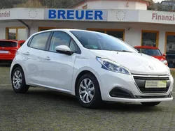 Weiß Gebraucht 2019 Peugeot 208 Active Kleinwagen | 10.829 € (Fairer Preis)