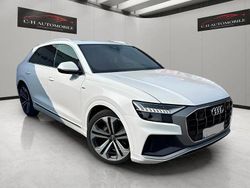 Weiß Gebraucht 2019 Audi Q8 S-Line SUV | 49.980 €