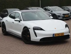 Weiß Gebraucht 2021 Porsche Taycan Limousine | 51.950 € (Superpreis)
