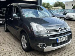 Schwarz Gebraucht 2015 Citroën Berlingo SELECTION Van / Kleinbus | 6.900 € (Guter Preis)