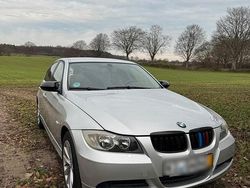 Silber Gebraucht 2005 BMW 320 Limousine | 2.200 € (Guter Preis)