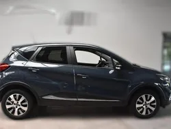 Blau metallic Gebraucht 2016 Renault Captur Dynamique SUV | 9.290 € (Fairer Preis)