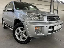 Satinsilber satinsilber Gebraucht 2001 Toyota RAV4 SUV | 7.980 € (Etwas zu teuer)