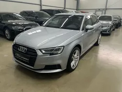 Silber Gebraucht 2019 Audi A3 Basis Limousine | 14.990 € (Guter Preis)