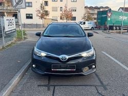 Schwarz Gebraucht 2015 Toyota Auris Touring Sports Design Kombi | 8.790 € (Guter Preis)
