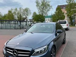 Grau Gebraucht 2016 Mercedes C200 Edition Limousine | 15.500 €