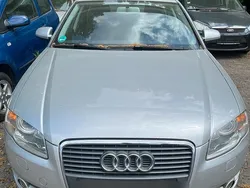 Silber Gebraucht 2007 Audi A4 Limousine | 2.999 € (Guter Preis)