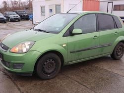Manzanagrün metallic Gebraucht 2007 Ford Fiesta Kleinwagen | 900 € (Superpreis)