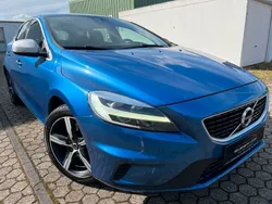 Blau Gebraucht 2018 Volvo V40 R-Design Kombi | 11.499 € (Fairer Preis)