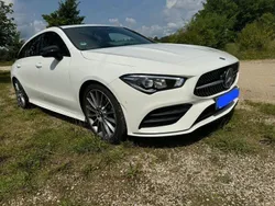 Weiß Gebraucht 2019 Mercedes CLA200 Shooting Brake Kombi | 22.800 € (Guter Preis)