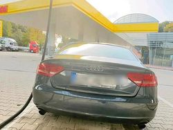 Grau Gebraucht 2011 Audi A5 Coupé | 12.000 € (Etwas zu teuer)
