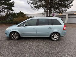 Blau Gebraucht 2009 Opel Zafira Innovation Van / Kleinbus | 1.490 € (Guter Preis)