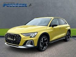 Gelb Gebraucht 2024 Audi A3 Sport Limousine | 36.950 € (Guter Preis)