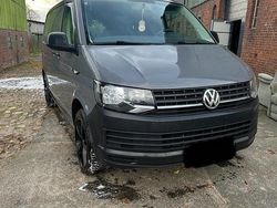 Grau Gebraucht 2017 VW Transporter Van | 29.000 €