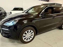 Schwarz Gebraucht 2019 Porsche Cayenne Basis SUV | 52.800 € (Guter Preis)
