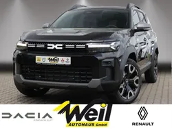 Schwarz (perlmuttschwarz metallic (schwarz)) Gebraucht 2025 Dacia Bigster Journey SUV | 33.890 € (Fairer Preis)