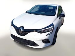 Gletscherweiß Gebraucht 2022 Renault Clio V Evolution | 18.709 € (Fairer Preis)