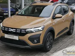 Safaribeige metallic Neu 2025 Dacia Sandero Expression Kleinwagen | 18.415 € (Fairer Preis)