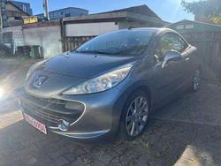 Grau Gebraucht 2008 Peugeot 207 CC Platinum Cabrio | 1.990 € (Superpreis)