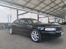Schwarz Gebraucht 1998 Audi A8L Business Limousine | 4.300 €