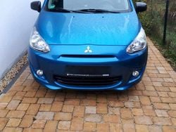 Blau Gebraucht 2015 Mitsubishi Space Star Diamant Edition Limousine | 4.580 € (Guter Preis)