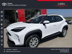 Schneeweiß Gebraucht 2025 Toyota Yaris Cross Business Edition SUV | 26.390 € (Fairer Preis)